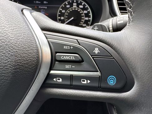 Certified 2023 INFINITI QX50 Luxe image 23