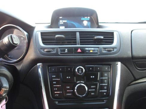 Used 2015 Buick Encore Convenience FWD image 16