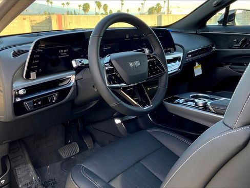 New 2025 Cadillac Lyriq Sport image 9