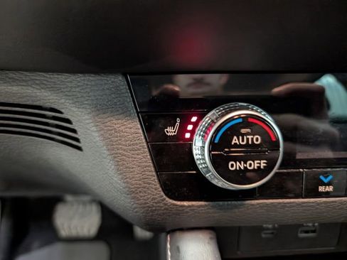 Used 2023 Mitsubishi Outlander SEL image 22