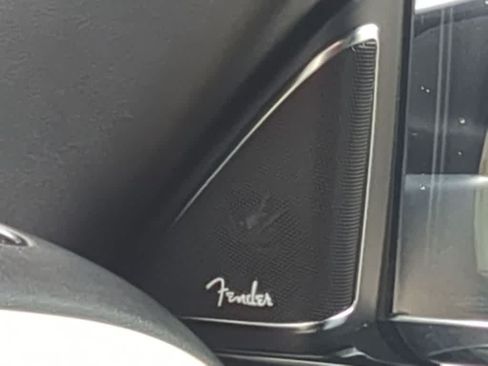 Used 2019 Volkswagen Beetle 2.0T Final Edition SEL FWD image 28