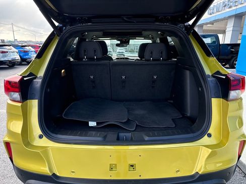 Used 2023 Chevrolet TrailBlazer RS w/ Sun and Liftgate Package image 24