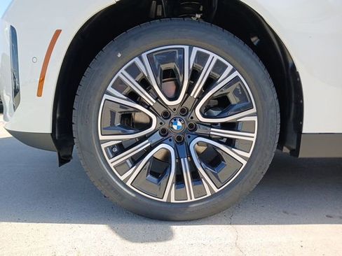 New 2025 BMW X3 xDrive30i w/ Premium Package image 5