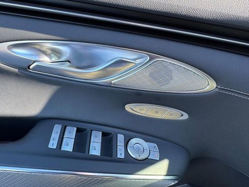 Certified 2025 Genesis GV70 3.5T Sport image 16