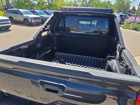 Used 2025 Toyota Tacoma 4x4 Double Cab Hybrid image 12