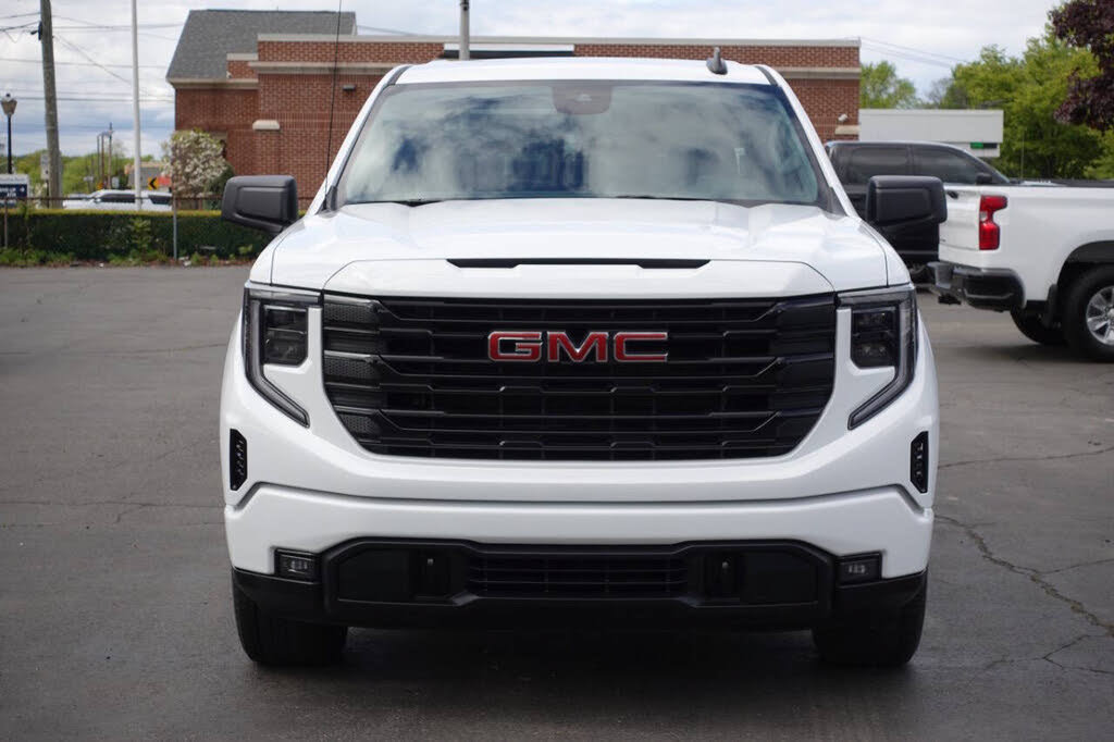 Used 2024 GMC Sierra 1500 Elevation AWD/4WD image 6