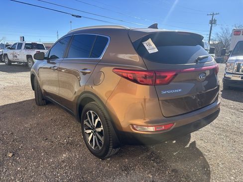 Used 2017 Kia Sportage EX image 5