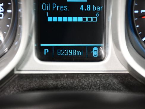 Used 2015 Chevrolet Camaro LT RWD image 11