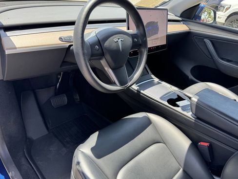 Used 2023 Tesla Model Y Long Range AWD/4WD image 13