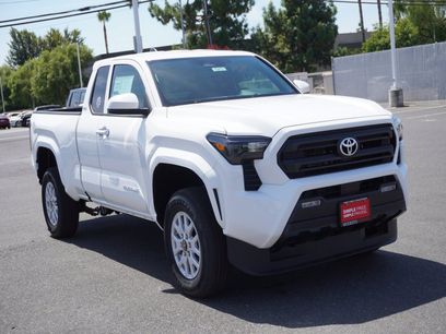 New 2026 Toyota Tacoma SR5