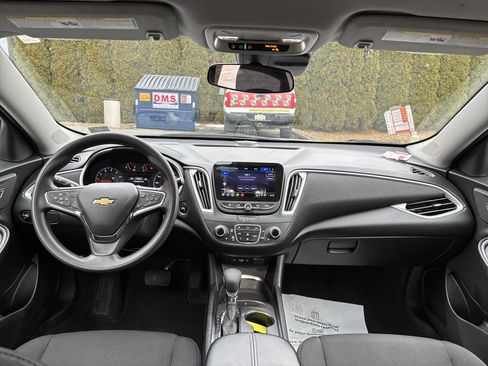 Used 2023 Chevrolet Malibu LT image 15