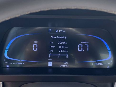 Certified 2025 Hyundai Elantra Sport FWD image 32