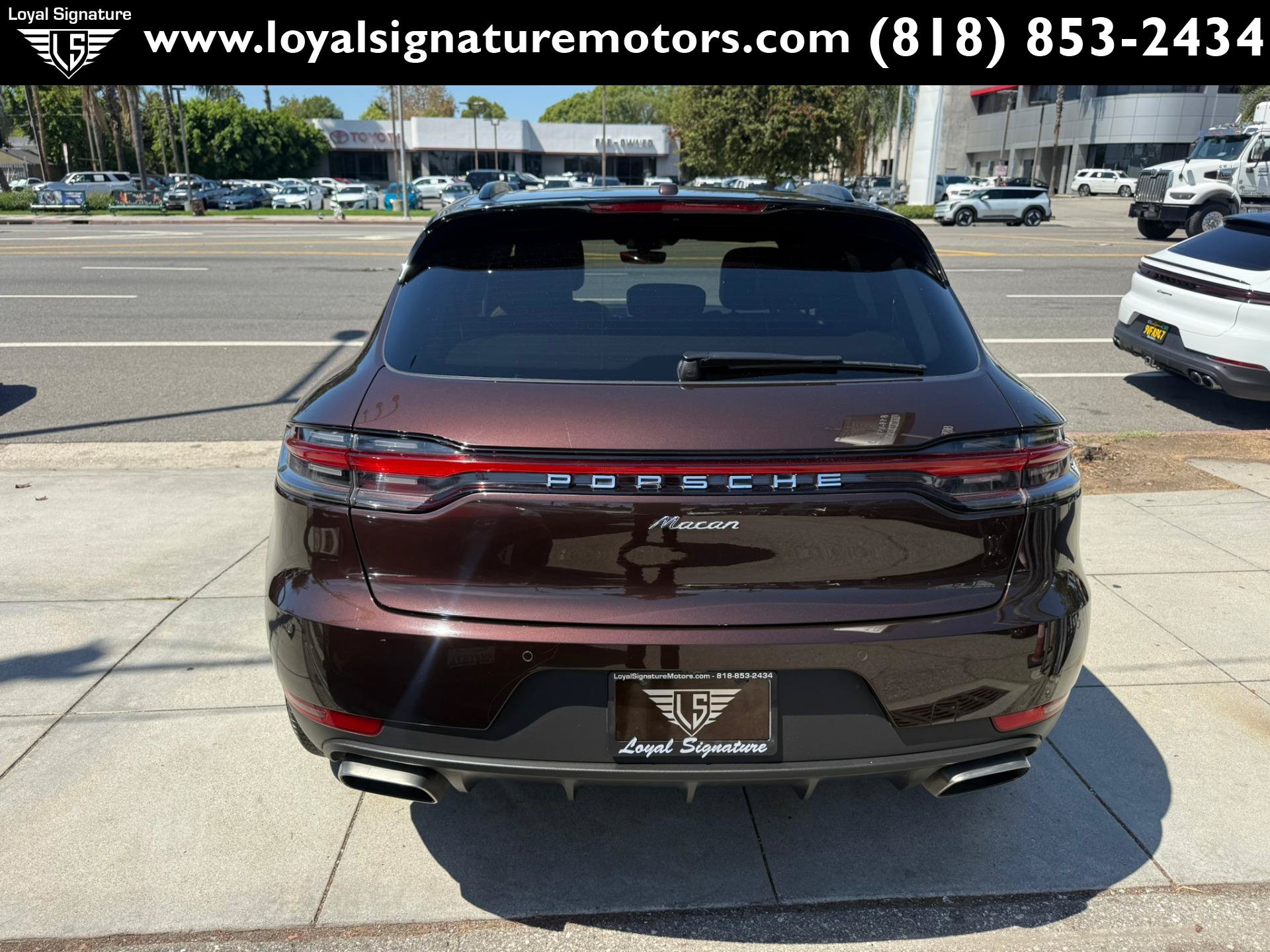 Used 2021 Porsche Macan AWD/4WD image 5