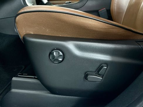 Certified 2021 Jeep Grand Cherokee Summit w/ Platinum Series Group image 17