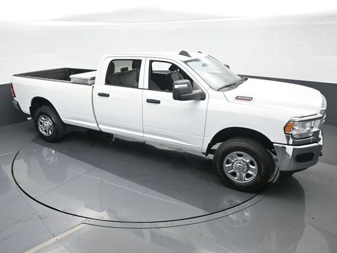 Used 2024 RAM 3500 Tradesman w/ Chrome Appearance Group image 48