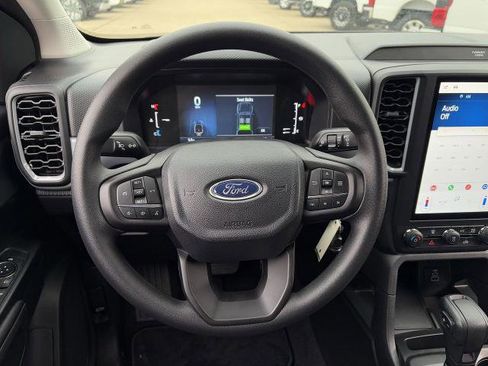 New 2025 Ford Ranger XL image 13