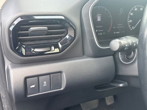 Certified 2023 Honda Pilot Touring image 24
