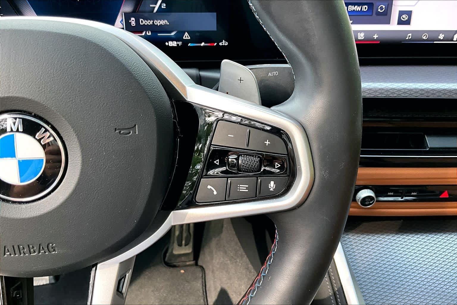 Used 2025 BMW M440i RWD image 24