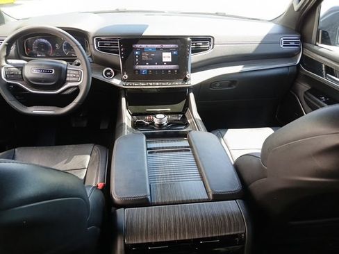 Used 2024 Jeep Wagoneer Series II AWD/4WD image 20