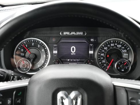 Used 2022 RAM 1500 Lone Star image 9