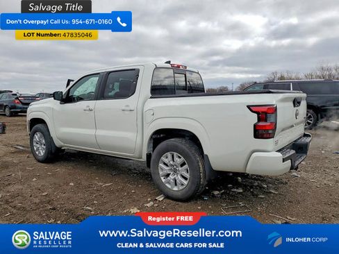 Used 2022 Nissan Frontier SV image 3