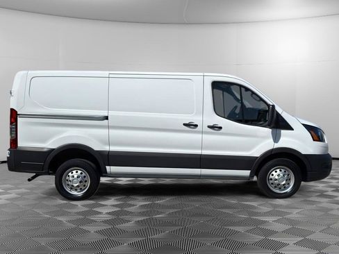 Used 2024 Ford Transit 150 Low Roof AWD image 4