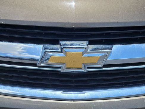 Used 2016 Chevrolet Colorado LT w/ LT Convenience Package RWD image 11