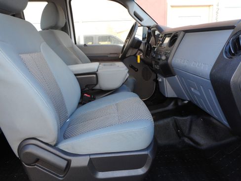 Used 2014 Ford F250 XL image 31