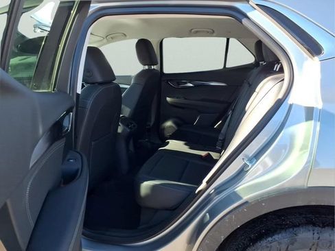 Used 2025 Buick Envision Preferred AWD/4WD image 10