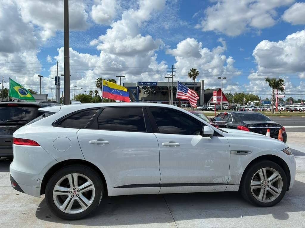 Used 2017 Jaguar F-PACE R-Sport AWD/4WD image 13