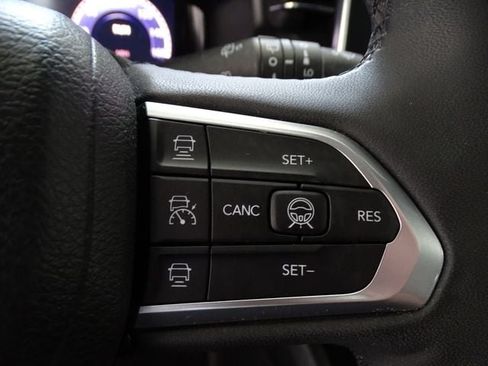 Certified 2023 Jeep Compass High Altitude w/ Driver Assist Group I AWD/4WD image 8