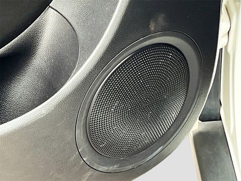 Used 2017 Kia Soul + image 18