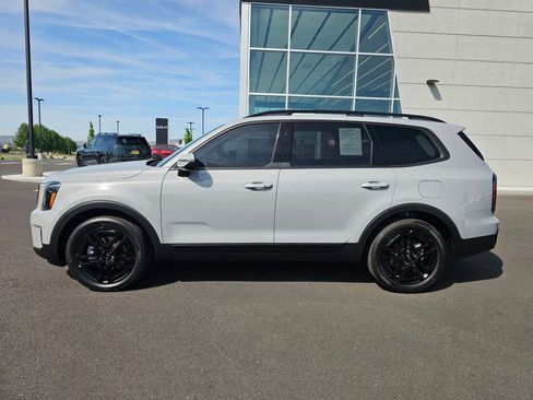 Used 2024 Kia Telluride EX X-Line AWD/4WD image 3