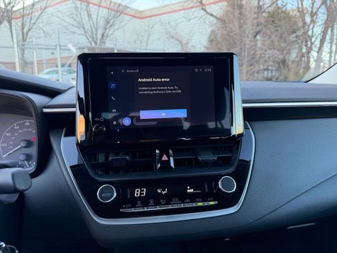 Used 2025 Toyota Corolla LE image 17