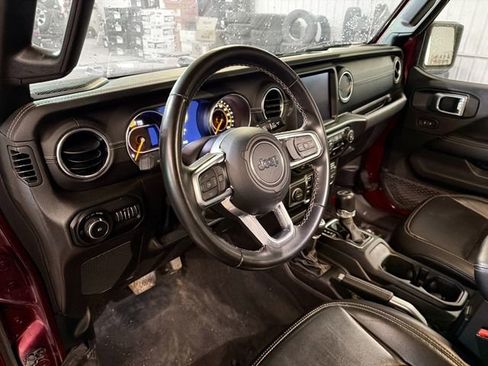 Used 2021 Jeep Wrangler Unlimited Sahara w/ Uconnect 4C Nav & Sound Group image 8