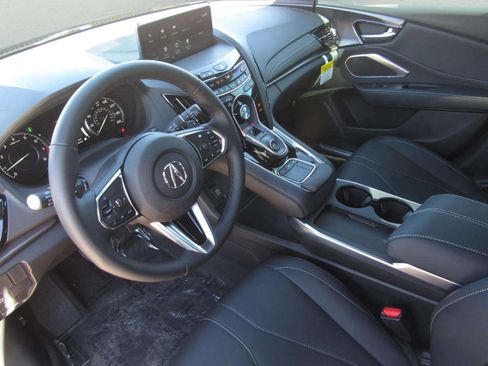 Certified 2025 Acura RDX SH-AWD image 18