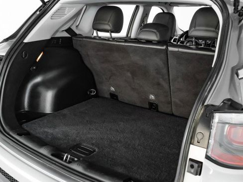 Used 2021 Jeep Compass Latitude image 48