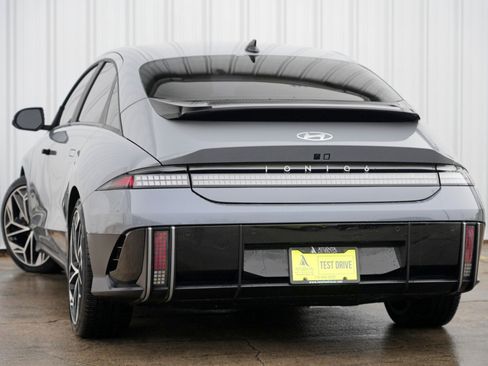 Used 2023 Hyundai Ioniq 6 SEL w/ Cargo Package image 5