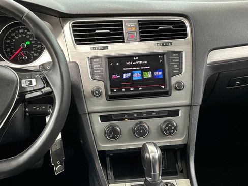 Used 2016 Volkswagen Golf S FWD image 13