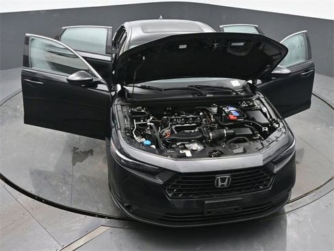 Used 2024 Honda Accord EX image 62