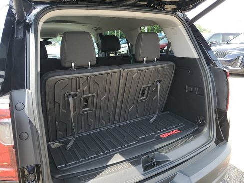 Certified 2022 GMC Acadia AT4 w/ Trailering Package AWD/4WD image 34
