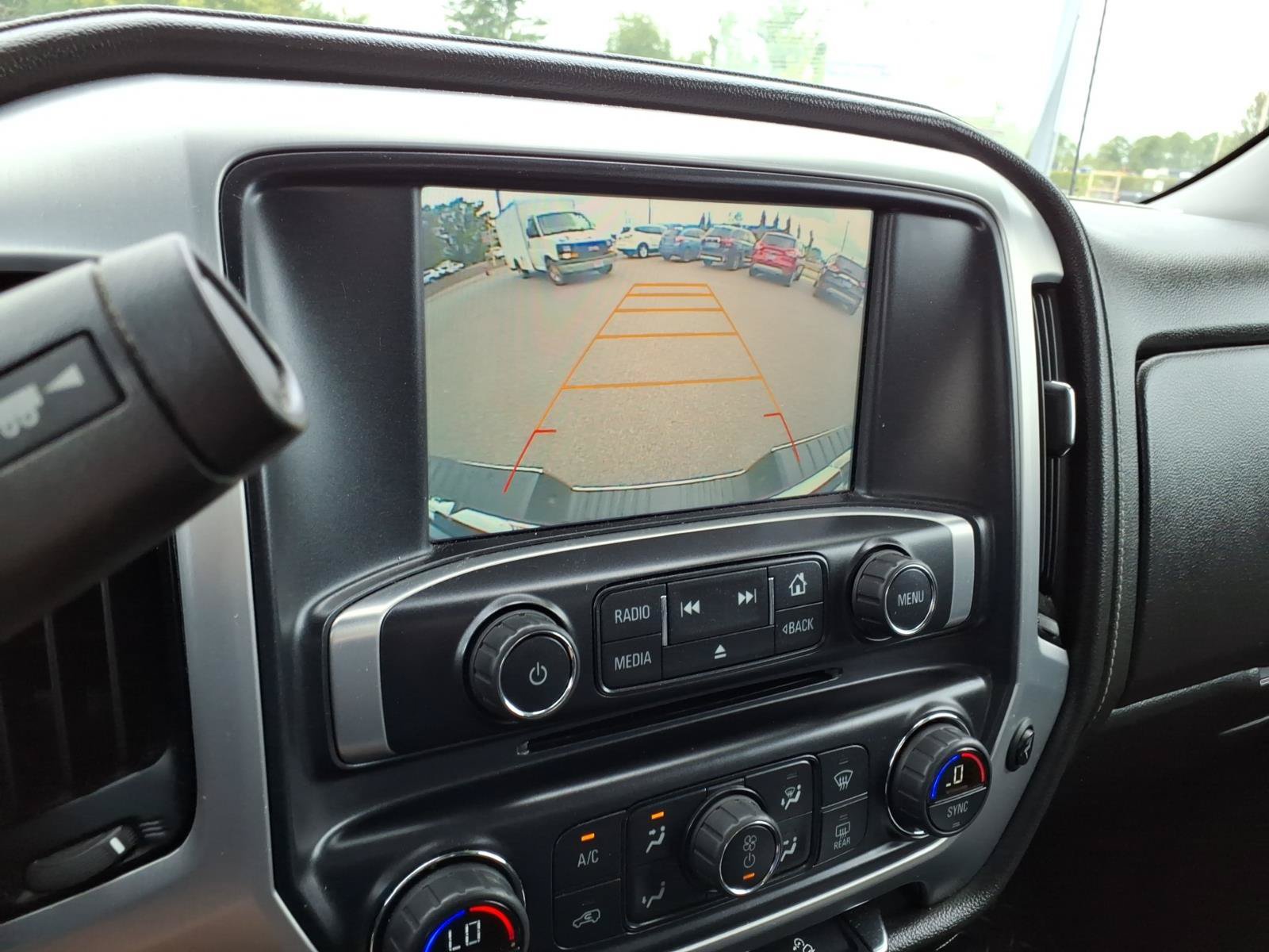 Used 2016 GMC Sierra 1500 SLE w/ SLE Value Package AWD/4WD image 16