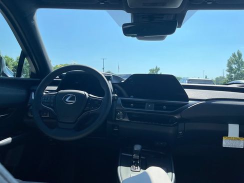 New 2026 Lexus UX 300h AWD image 10