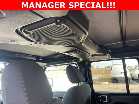 Used 2018 Jeep Wrangler Unlimited Sport S image 14