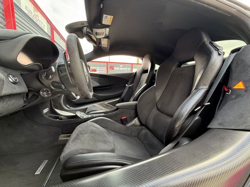 Used 2019 McLaren 600LT RWD image 26
