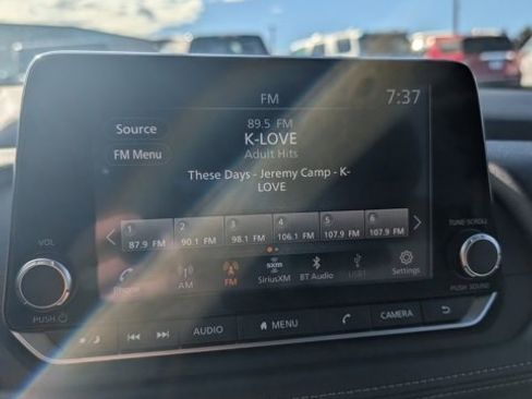 Used 2024 Nissan Rogue SV image 37