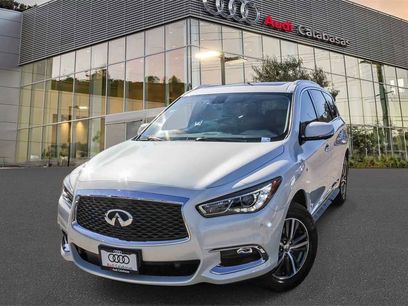 Used 2017 INFINITI QX60 FWD w/ Premium Plus Package