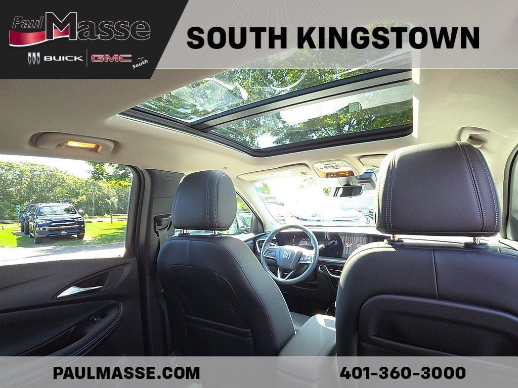 Used 2024 Buick Encore GX Avenir w/ Avenir Technology Package AWD/4WD image 28