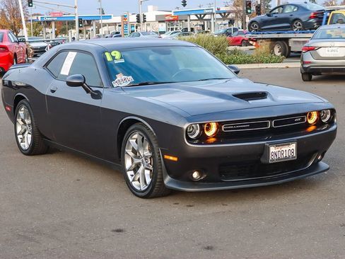 Used 2019 Dodge Challenger GT w/ Plus Package image 5