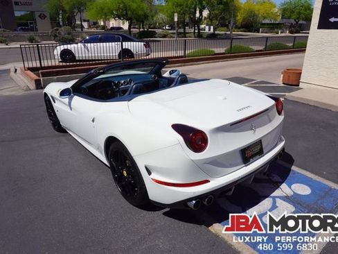 Used 2015 Ferrari California T image 65